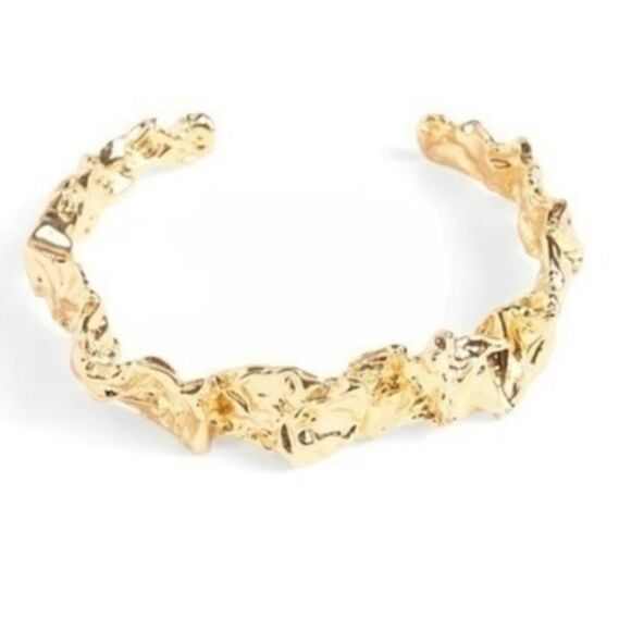 NWT AMBER SCEATS GOLD CURATEUR Cuff Bracelet. 24K Gold Plated. NWT New w/Dustbag - Picture 1 of 8
